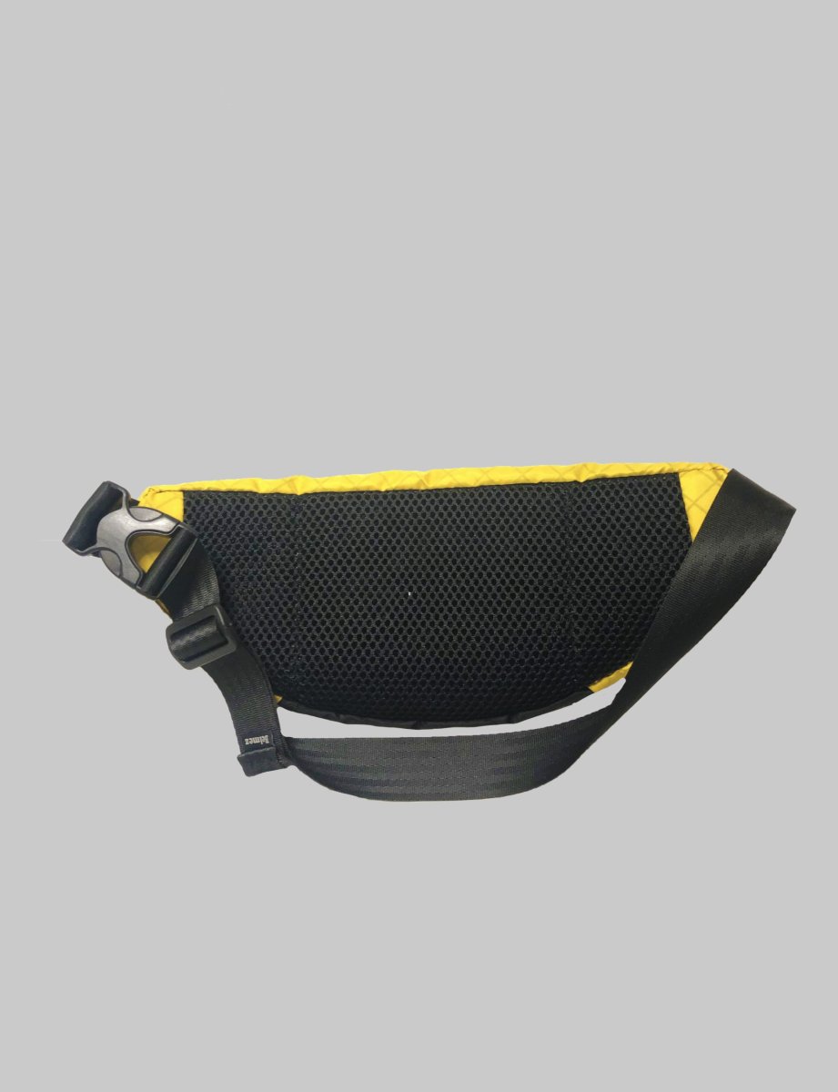 Riñonera – Negra / Amarillo - Imagen 3